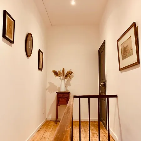 Oda ve Kahvaltı 47 Les Chimeres Lussant